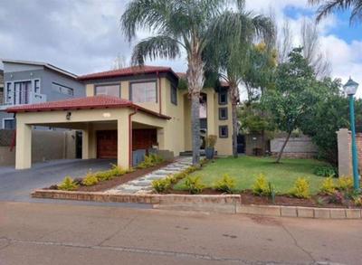 House For Sale in Ninapark, Akasia